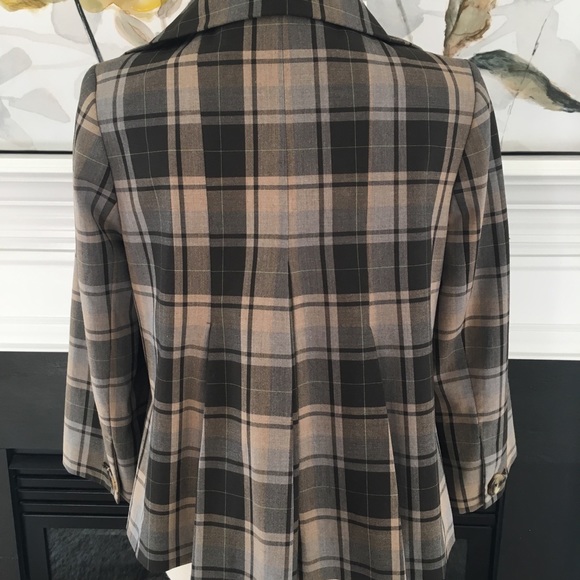 Jacket - Picture 4 of 7